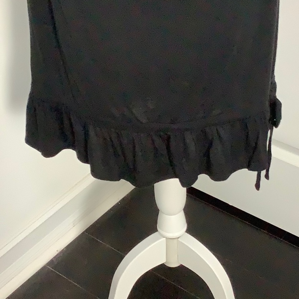Nine West Black Ruched Ruffled Tunic, Size M - Picture 3 of 11